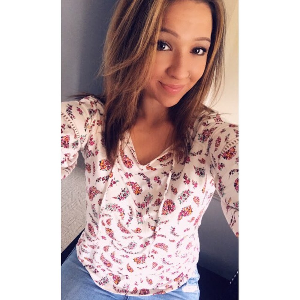 Meet your Posher, Sara